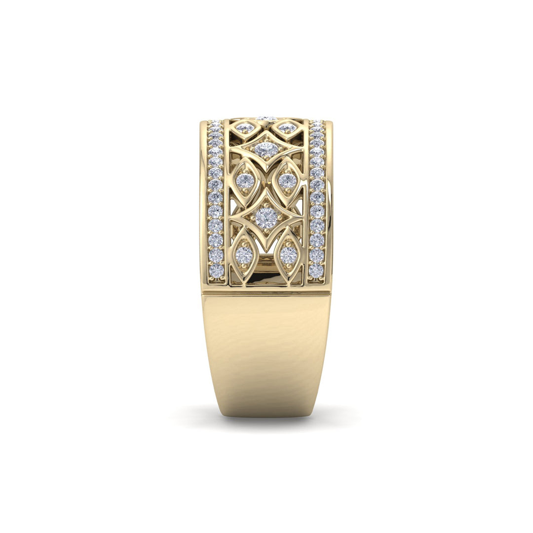 Ring in yellow gold with white diamonds of 0.40 ct in weight