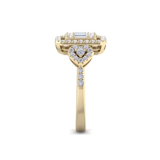 Square ring with hearts in yellow gold with white diamonds of 0.50 ct in weight
