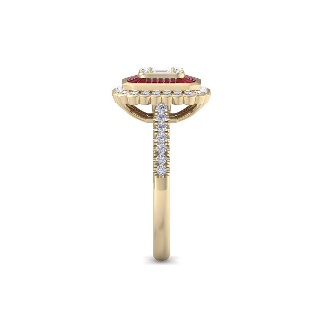 Medium square ring in yellow gold with white diamonds of 0.79 ct in weight