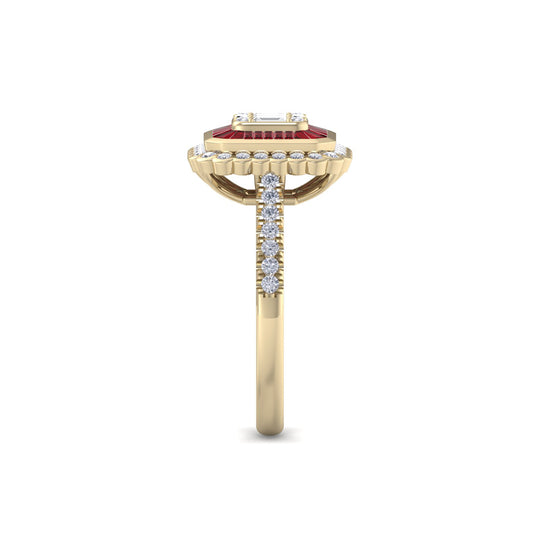 Medium square ring in yellow gold with white diamonds of 0.79 ct in weight