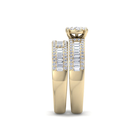 Bridal set in yellow gold with white diamonds of 0.86 ct in weight