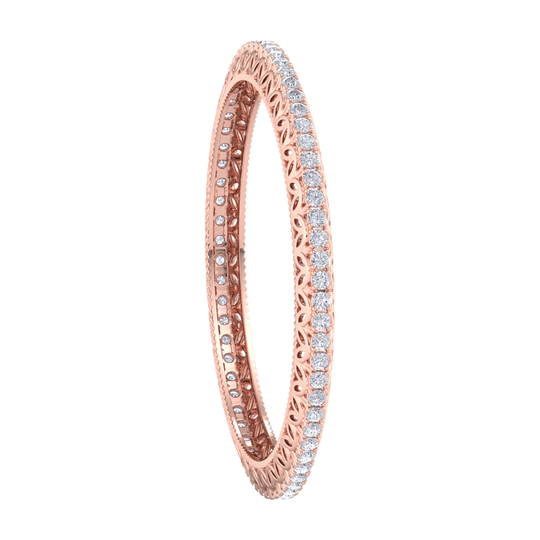 Classic bangle in white gold with white diamonds of 11.04 ct in weight