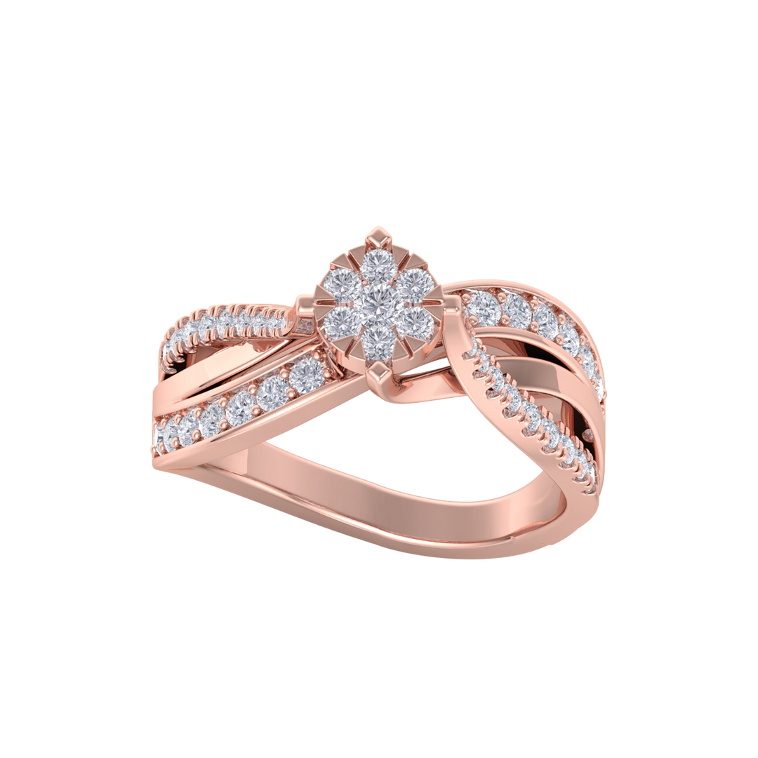 Diamond ring in rose gold with white diamonds of 0.58 ct in weight