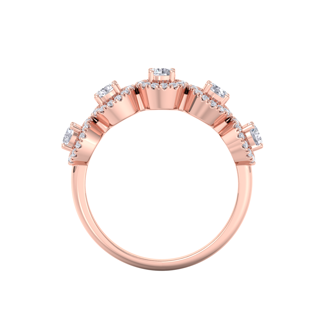Diamond ring in rose gold with white diamonds of 0.78 ct in weight