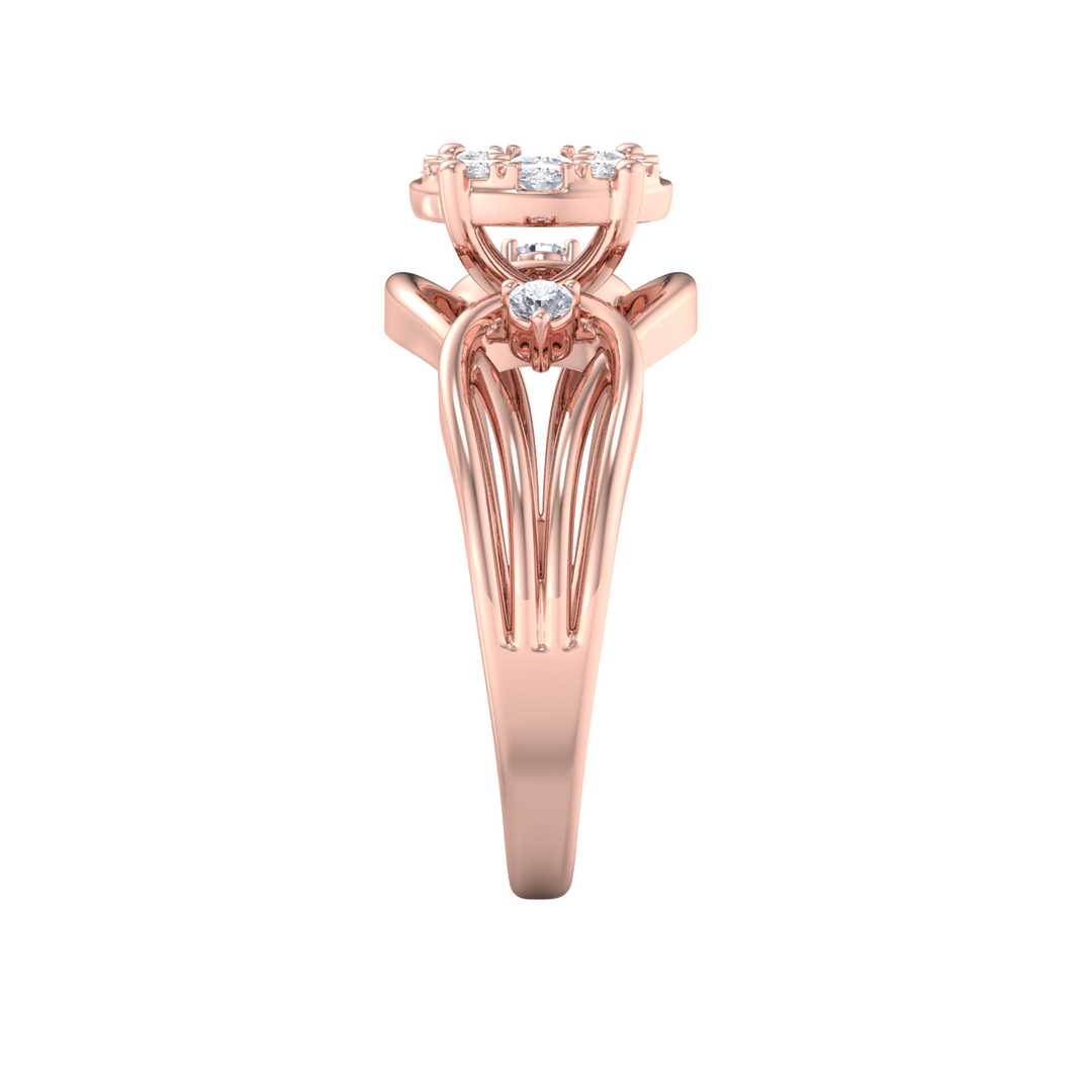 Beautiful ring in rose gold with white diamonds of 0.36 ct in weight