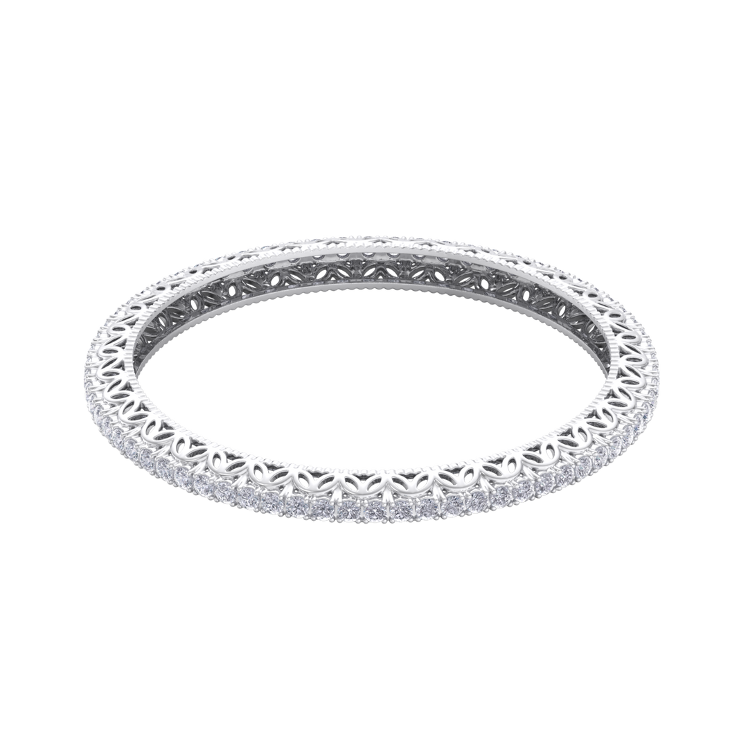 Classic bangle in white gold with white diamonds of 11.04 ct in weight