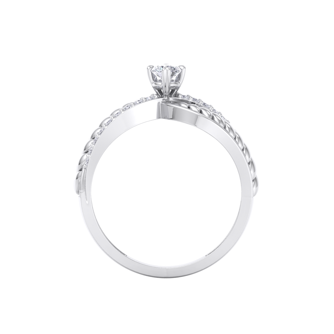 Diamond ring in white gold with white diamonds of 0.22 ct in weight