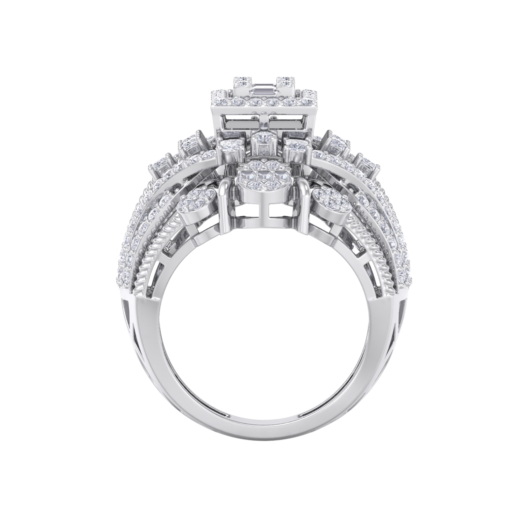 Beautiful ring in white gold with white diamonds of 1.64 ct in weight