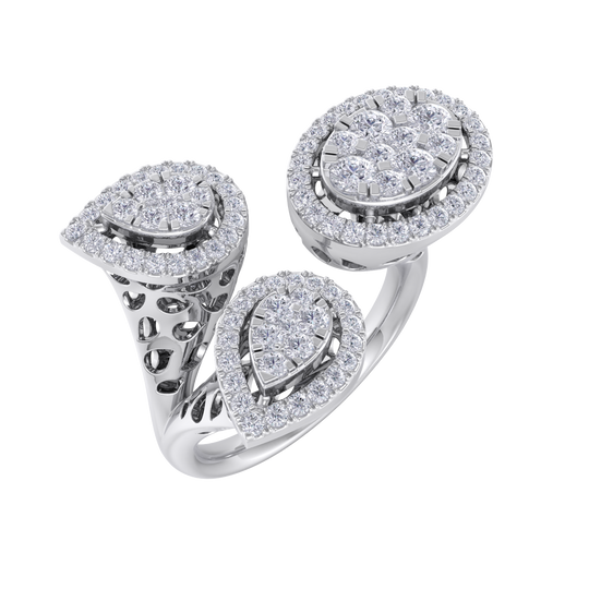 Statement ring in white gold with white diamonds of 0.73 ct in weight