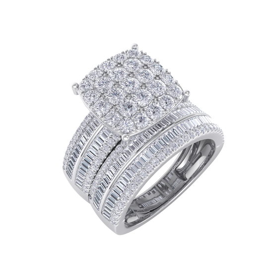 Diamond ring in white gold with white diamonds of 2.63 ct in weight