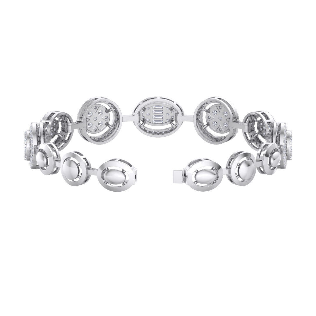 Statement bracelet in white gold with white diamonds of 2.94 ct in weight