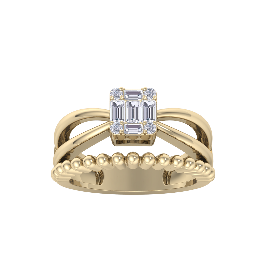 Diamond ring in yellow gold with white diamonds of 0.25 ct in weight
