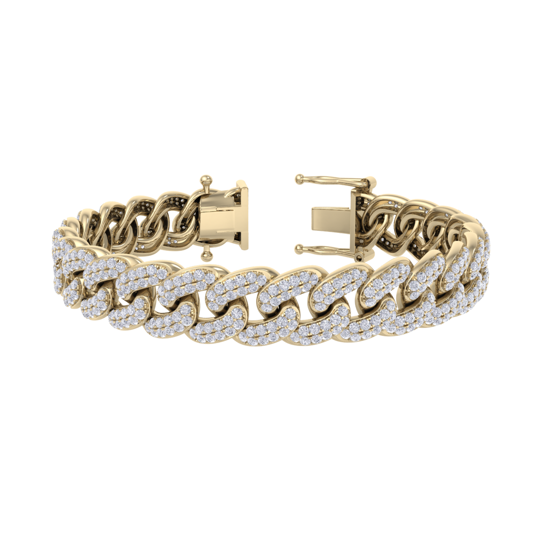 Two rows diamond curb chain link bracelet in yellow gold with white diamonds of 5.19 ct in weight