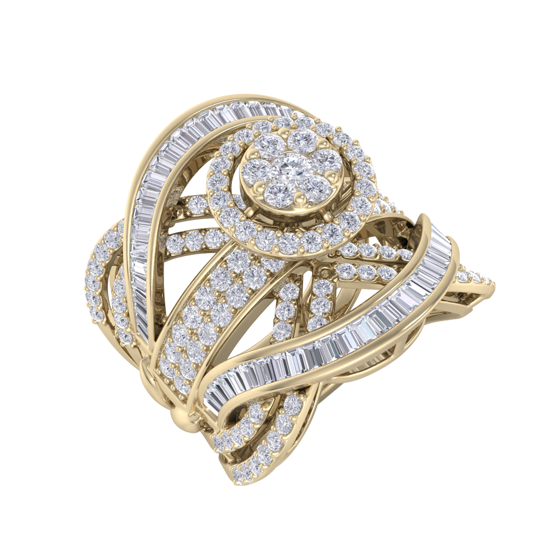 Statement Diamond ring in yellow gold with white diamonds of 2.32 ct in weight
