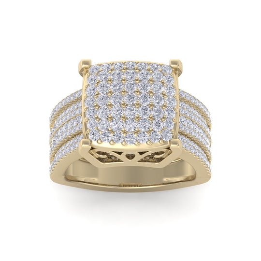 Square cluster ring in yellow gold with white diamonds of 1.36 ct in weight