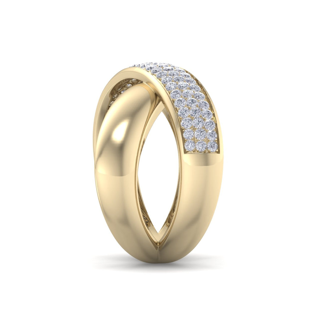 Fashion ring in rose gold with white diamonds of 0.52 ct in weight