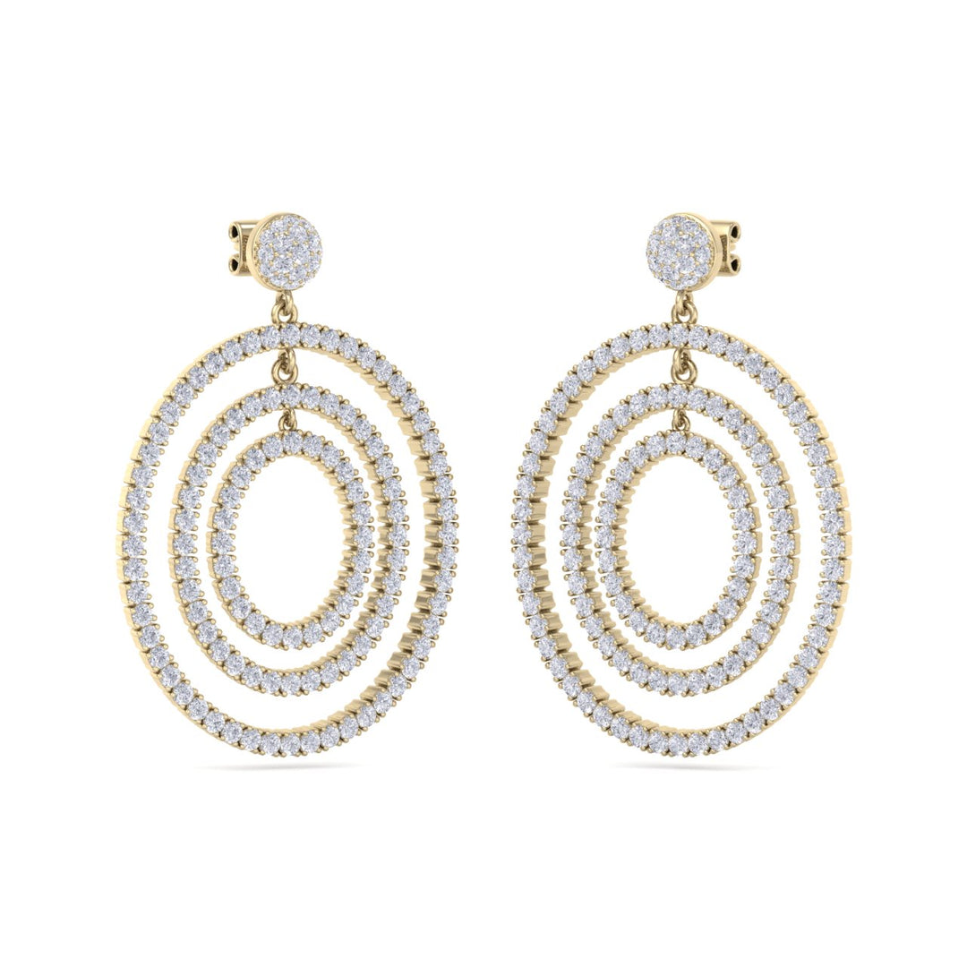 Chandelier earrings in yellow gold with white diamonds of 8.46 ct in weight